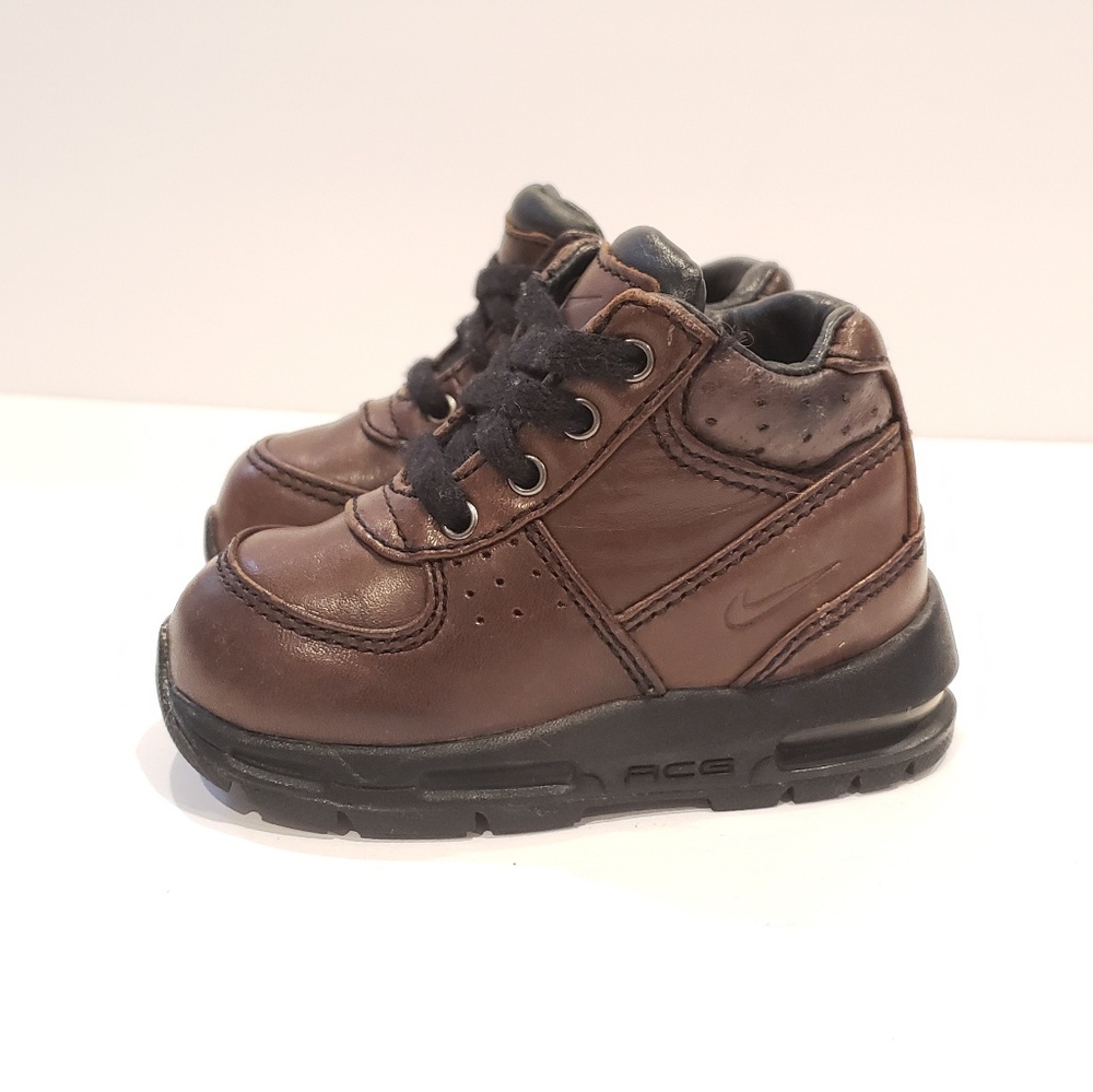 Nike ACG Air Goadome Sneakers infant baby size 5c like new waterproof bo…